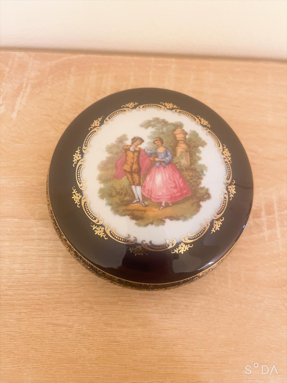 Vintage Limoges Castel France Cobalt Blue 22K Gold Fragonard Courting Couple Round Trinket Powder Box