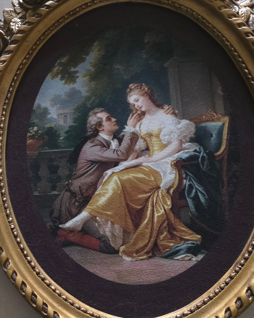 Ornate Gilded Oval Wall Frame