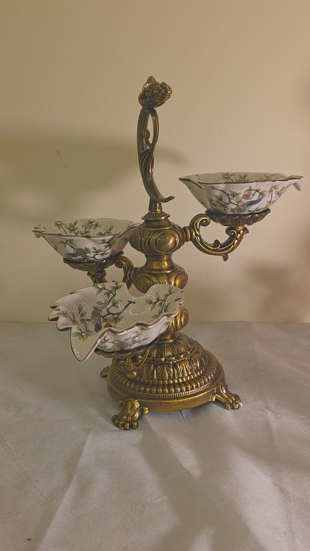 The Oriental Elegance Three-Tier Centrepiece