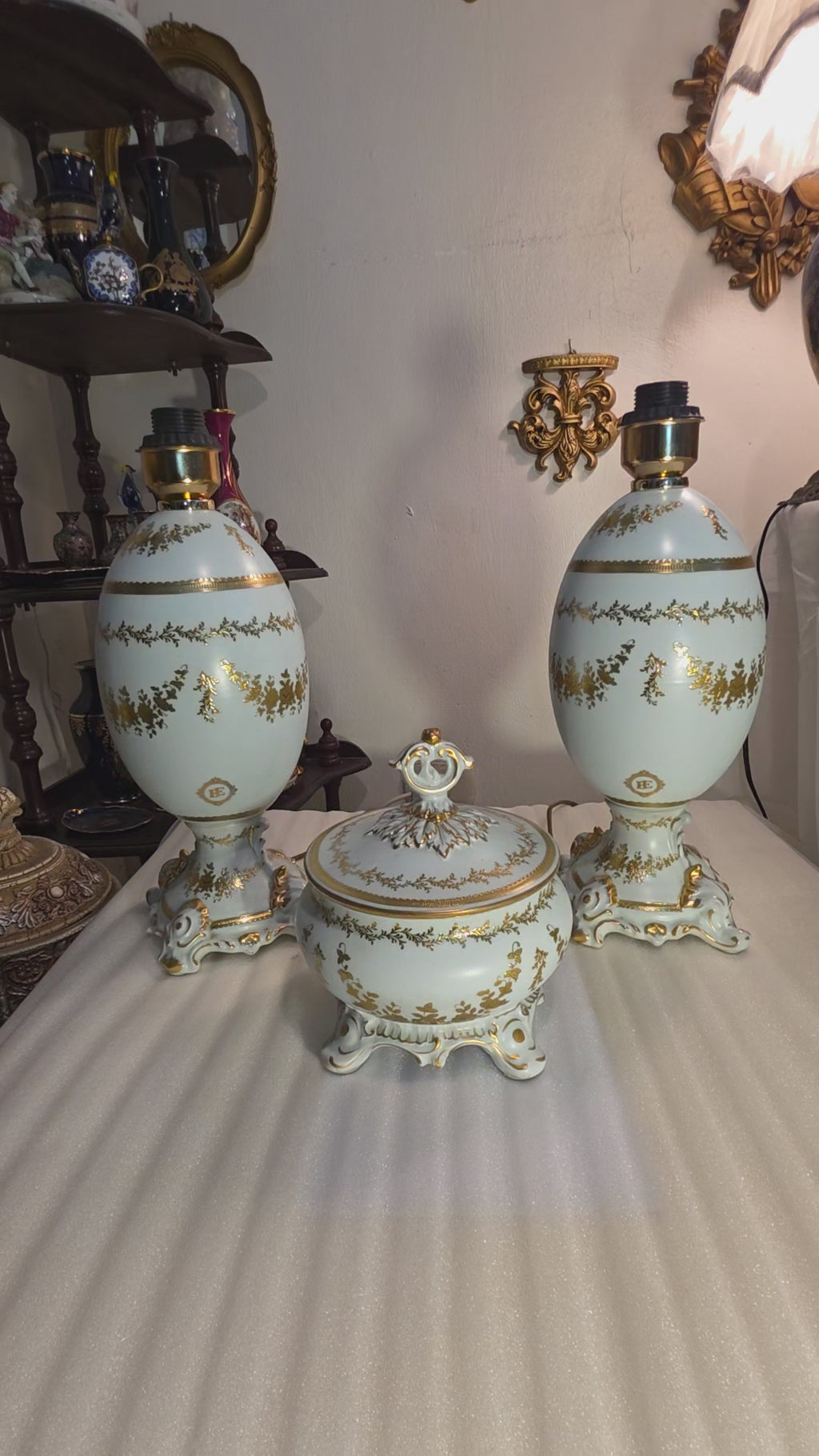 Bernadotte Limoges Style Porcelain Table Lamp Set with Bonbonnière