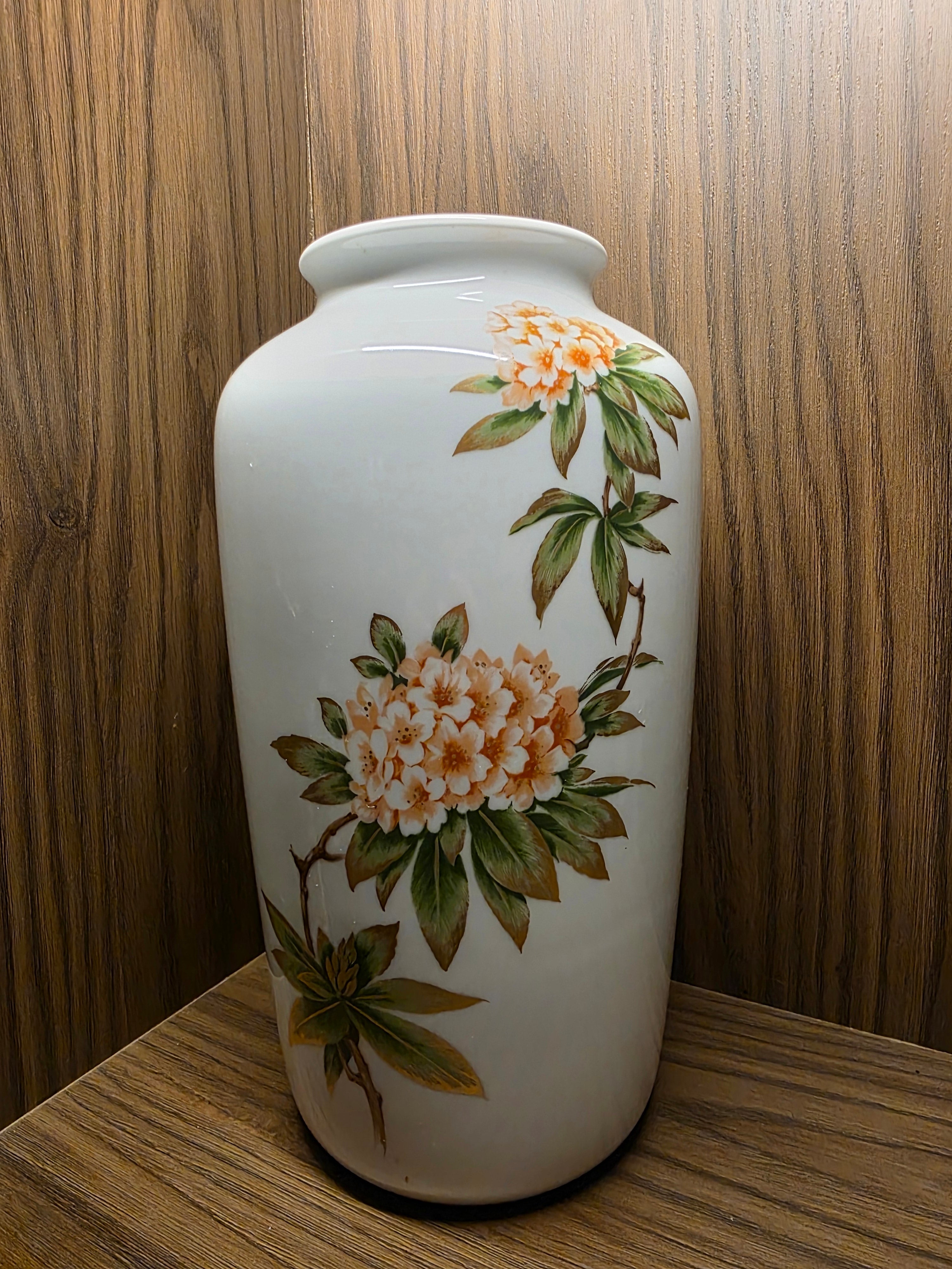 Kaiser Germany “Rusana” Porcelain Piece