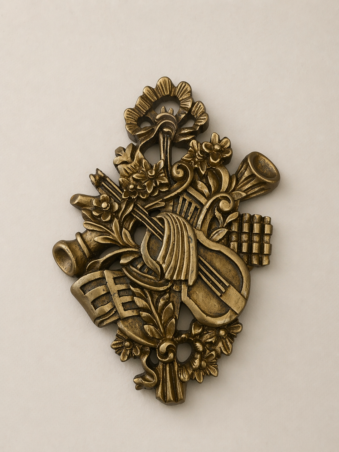 Vintage Musical Motif Wall Decor – Resin Statement Piece