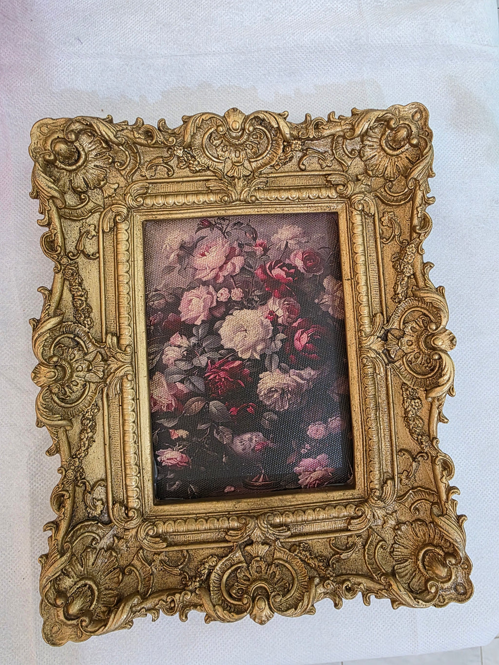 Antique Floral Artwork Frame – Gold Rococo Elegance