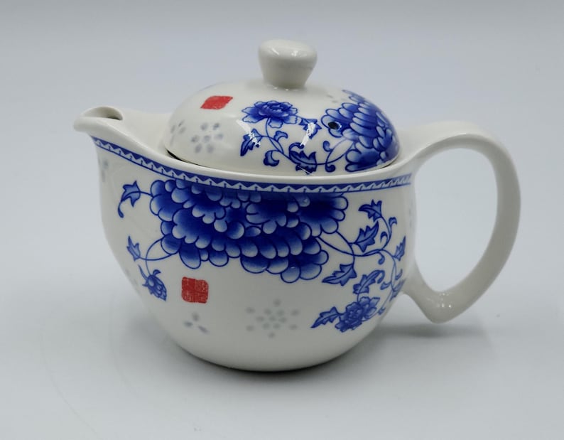 Bleu Blanc Porcelain Tea Set