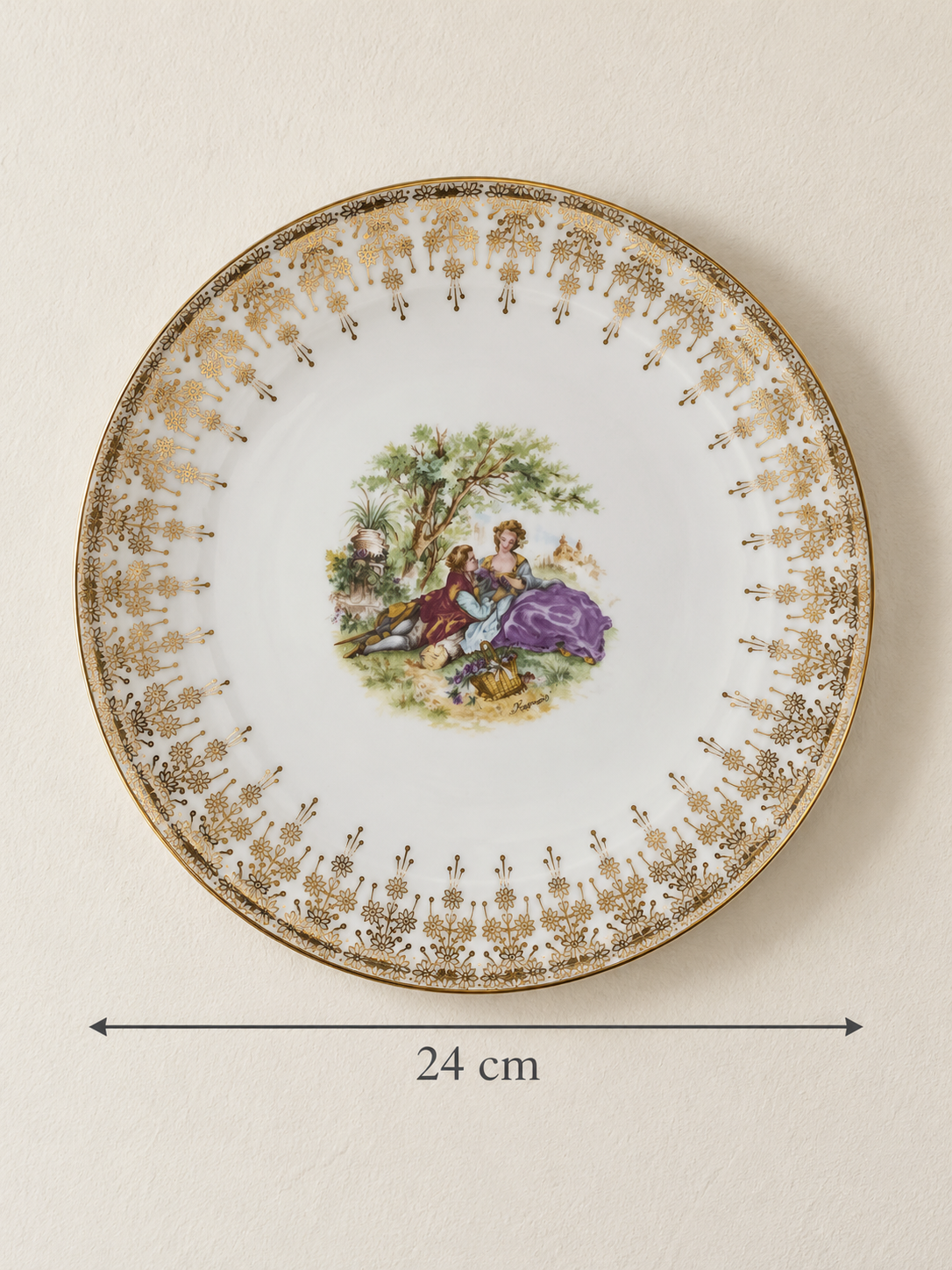 Vintage Bavarian Fine Porcelaine "Love Story" Cabinet Plate – Ornate Gold Filigree Border