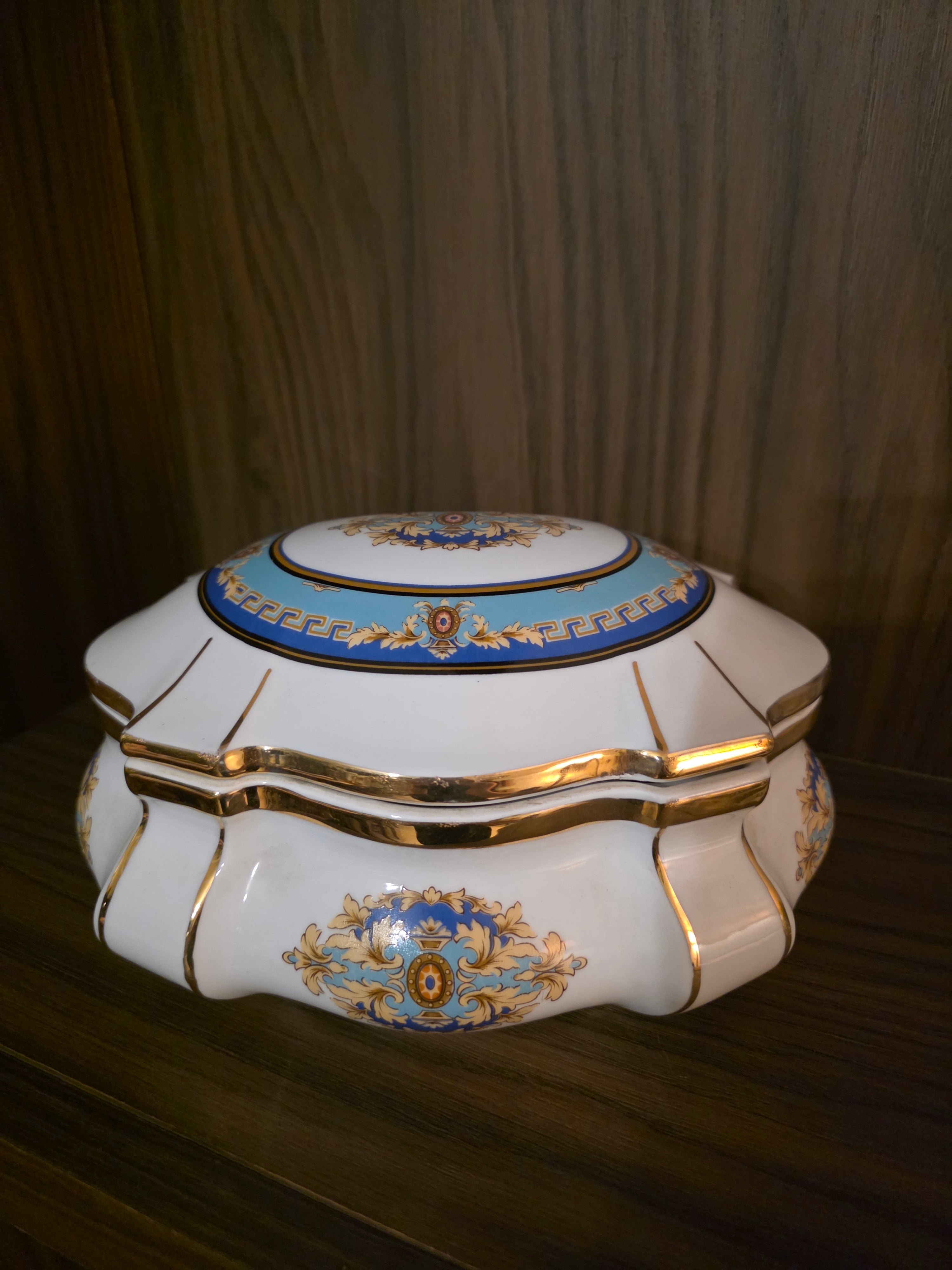 Royal Porcelain Limoges France 24K Gold Covered Trinket Box