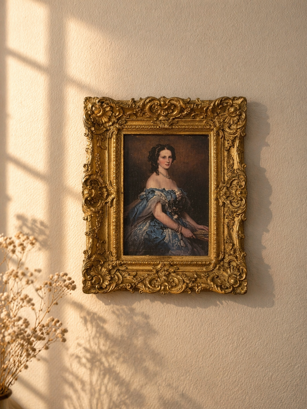 Vintage Lady Portrait Frame – Gold Baroque Elegance