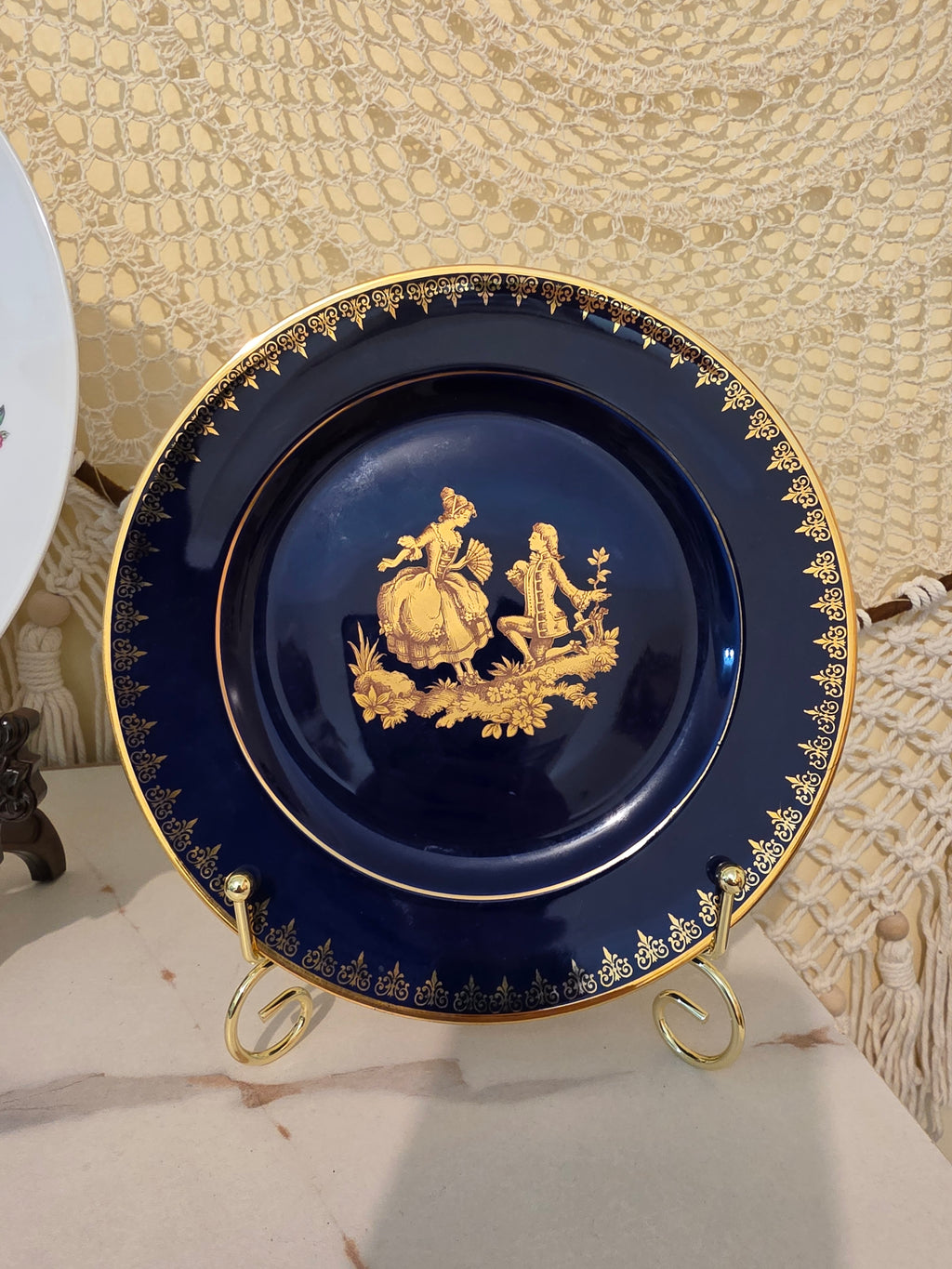 Vintage Limoges France "La Reine" Cobalt Blue & 22k Gold Courting Couple Collector Plate