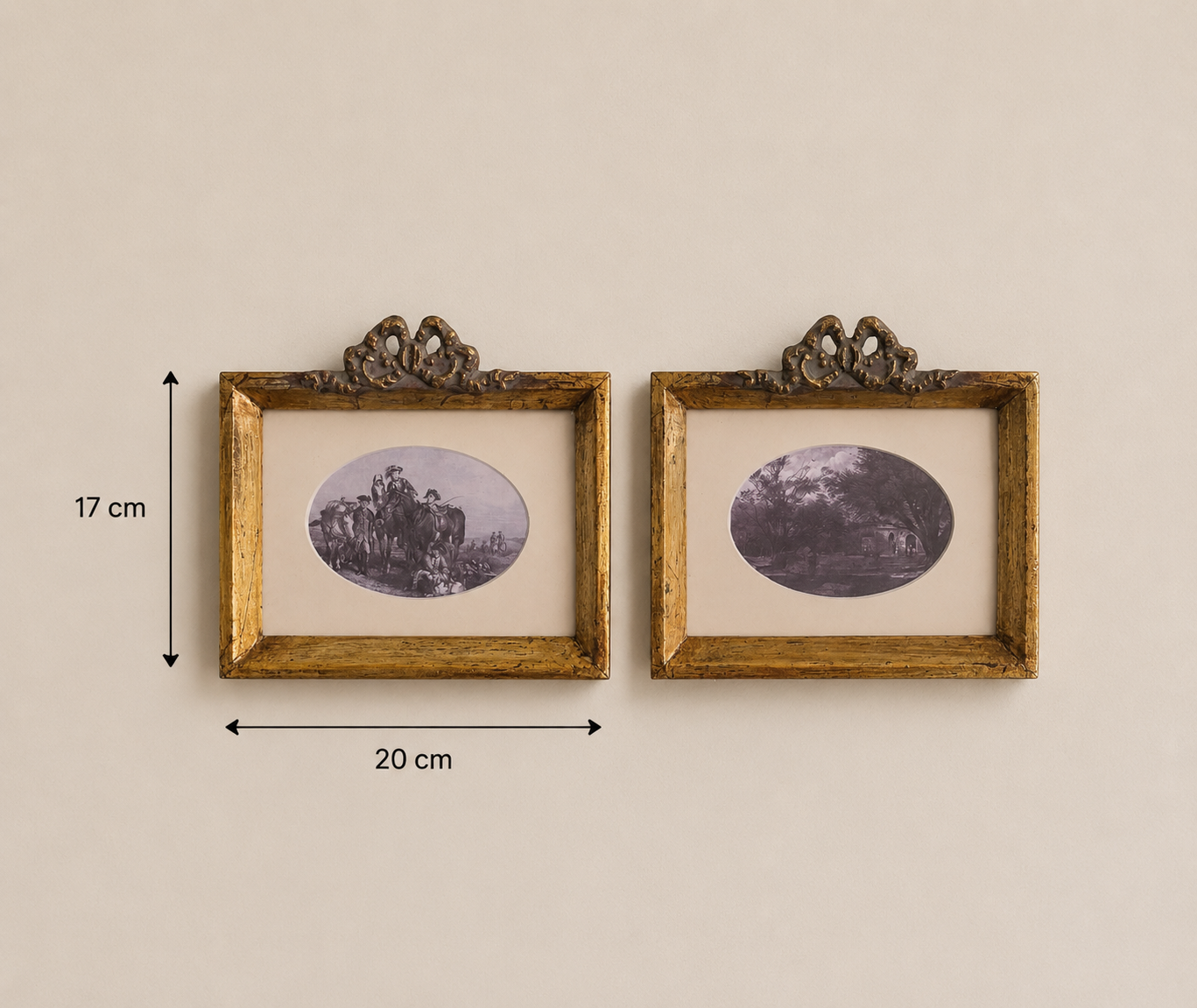 Antique Style European Gravure Frame Set