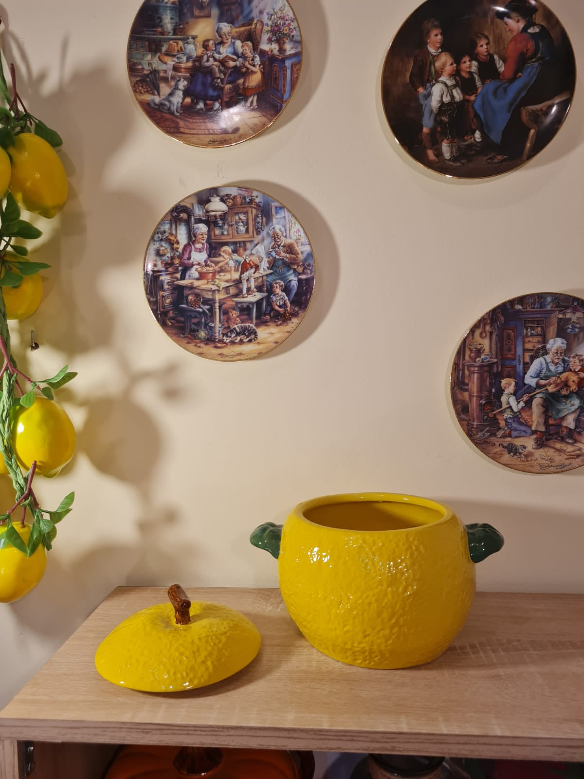 Lemon Orchard Oven-Safe Ceramic Pot