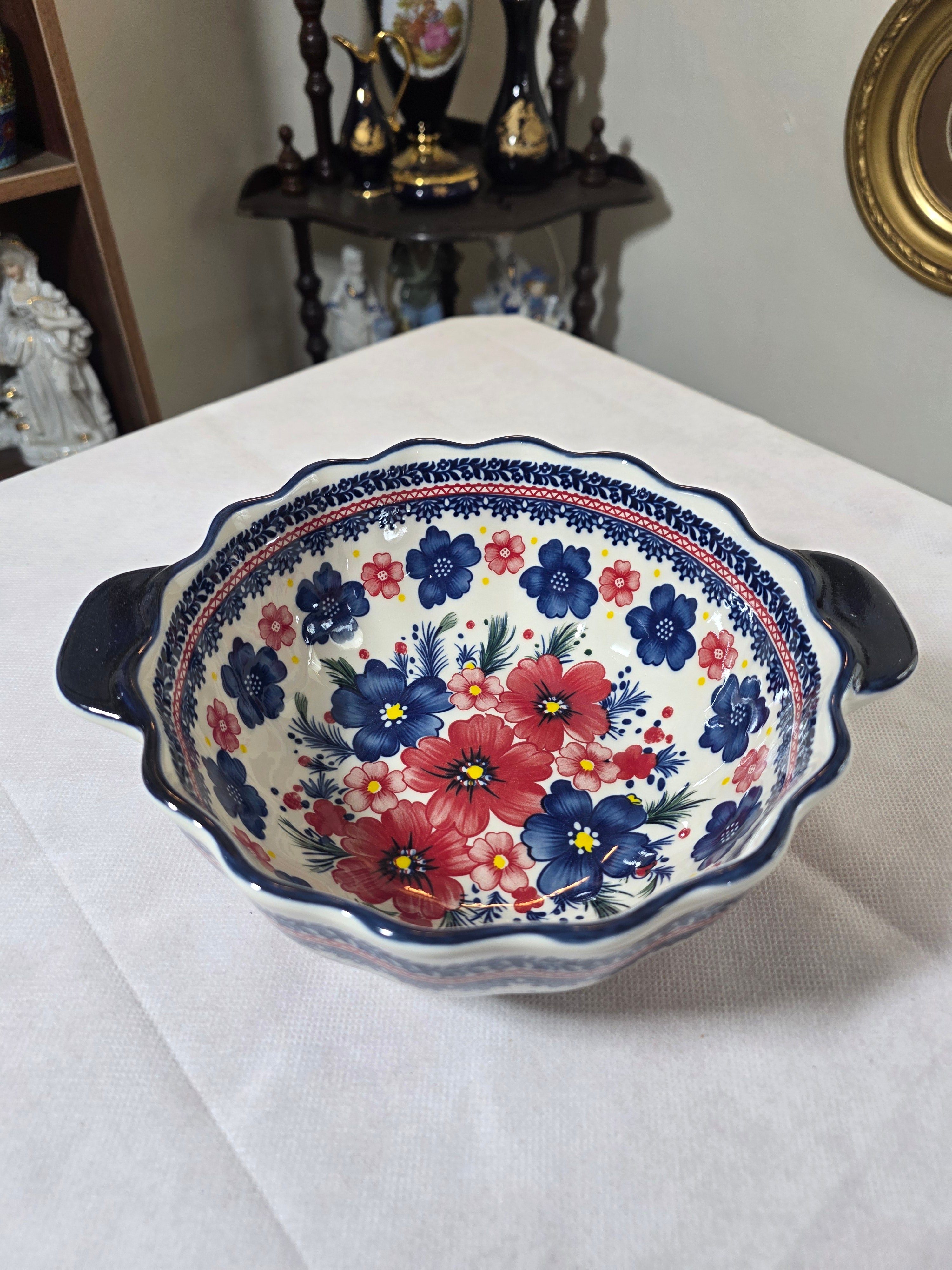 Floral vintage bowl