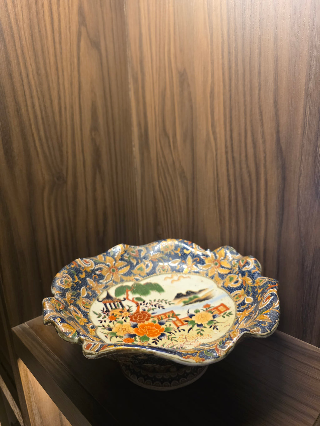 Royal Satsuma Hand-Painted Moriage Reticulated Pedestal Centerpiece Bowl