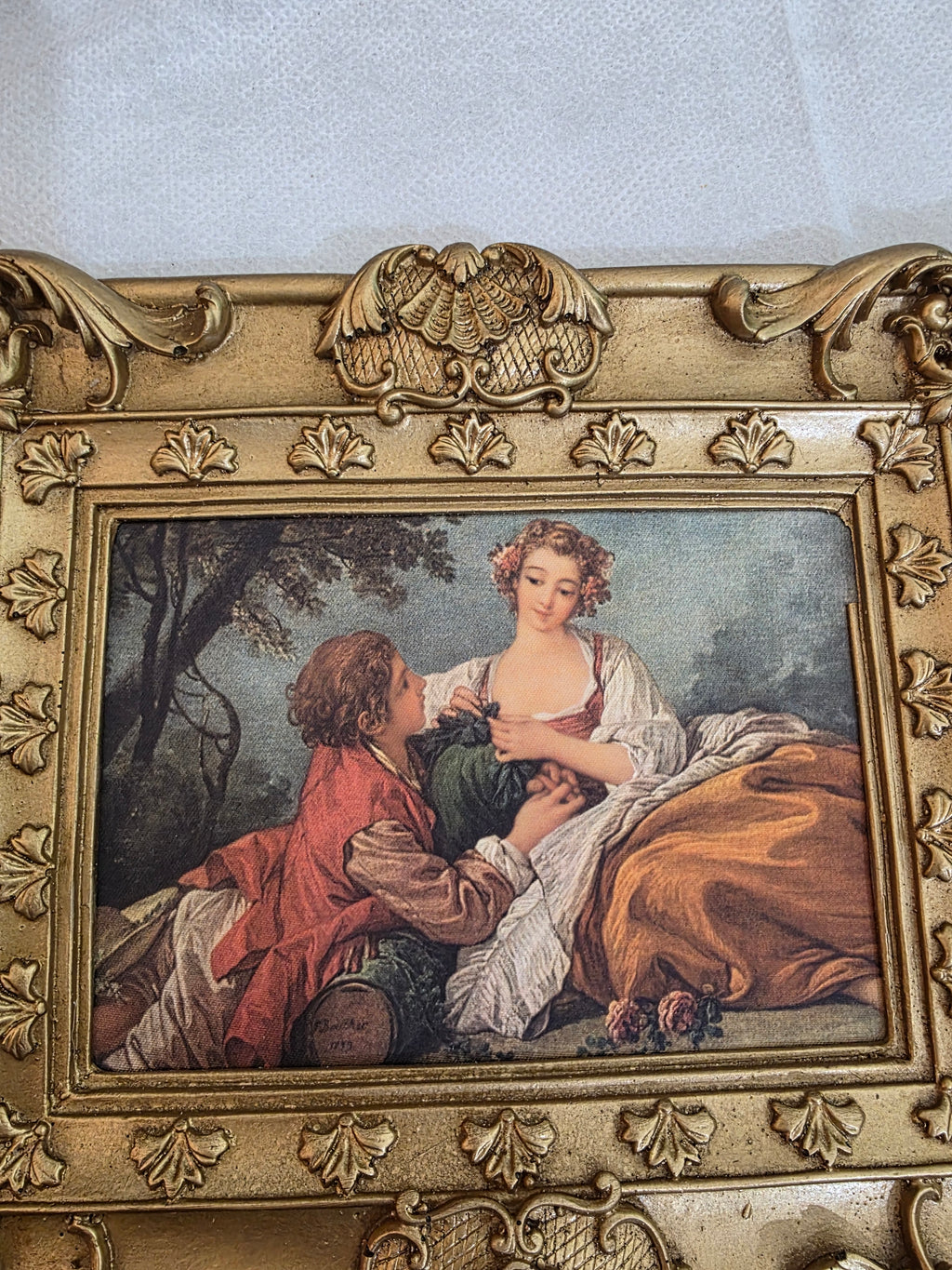 Vintage Romantic Artwork Frame – Gold Ornate Elegance ✨