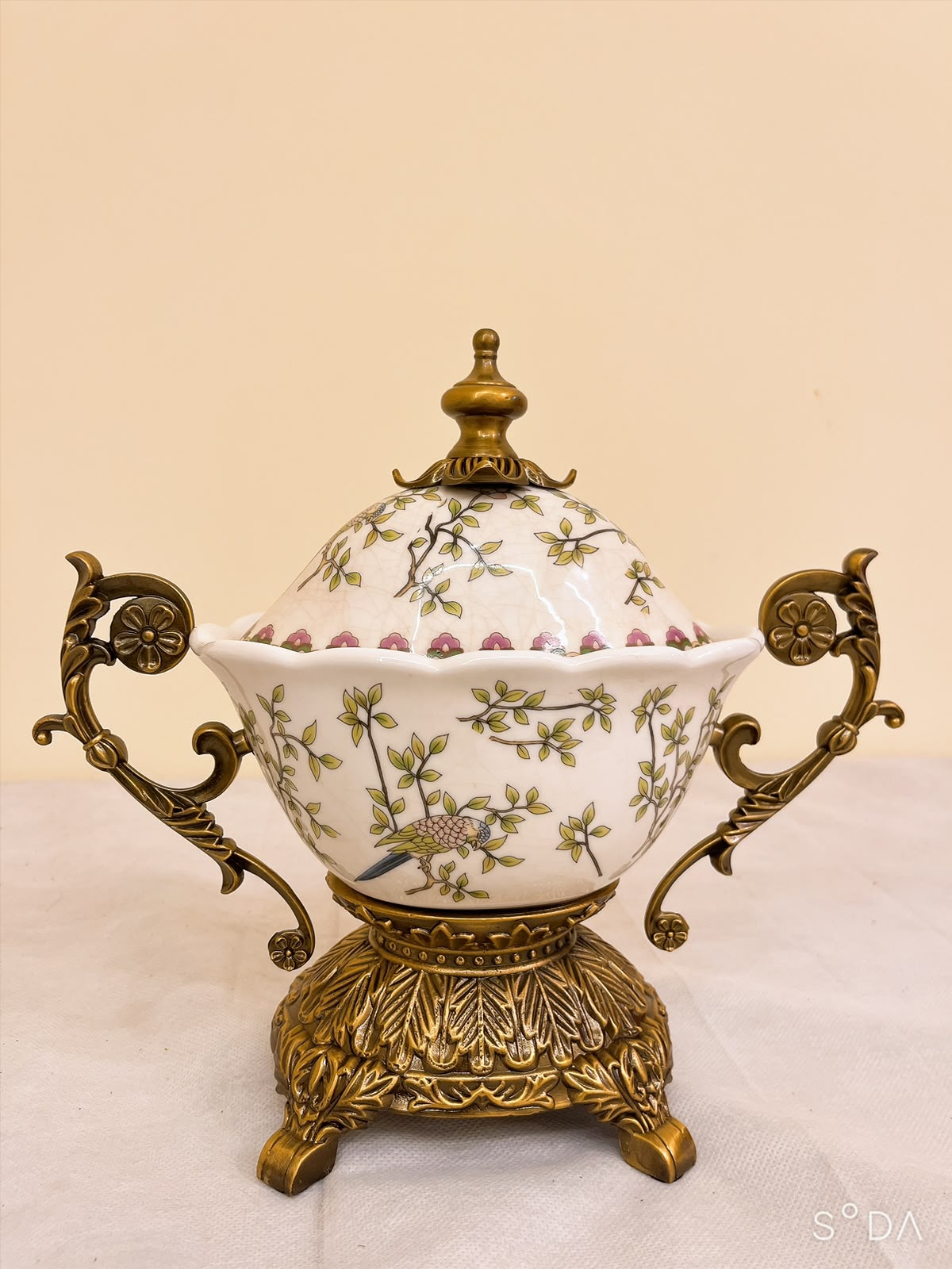 Crackle ceramic centerpiece