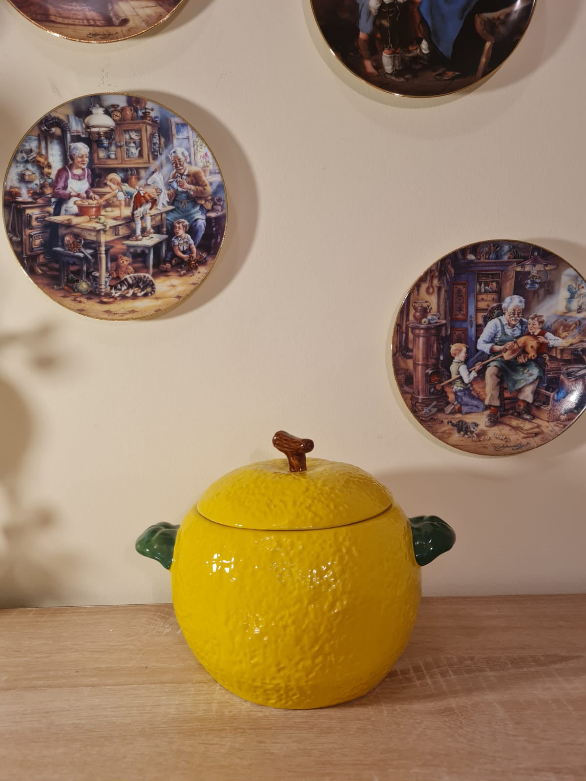 Lemon Orchard Oven-Safe Ceramic Pot