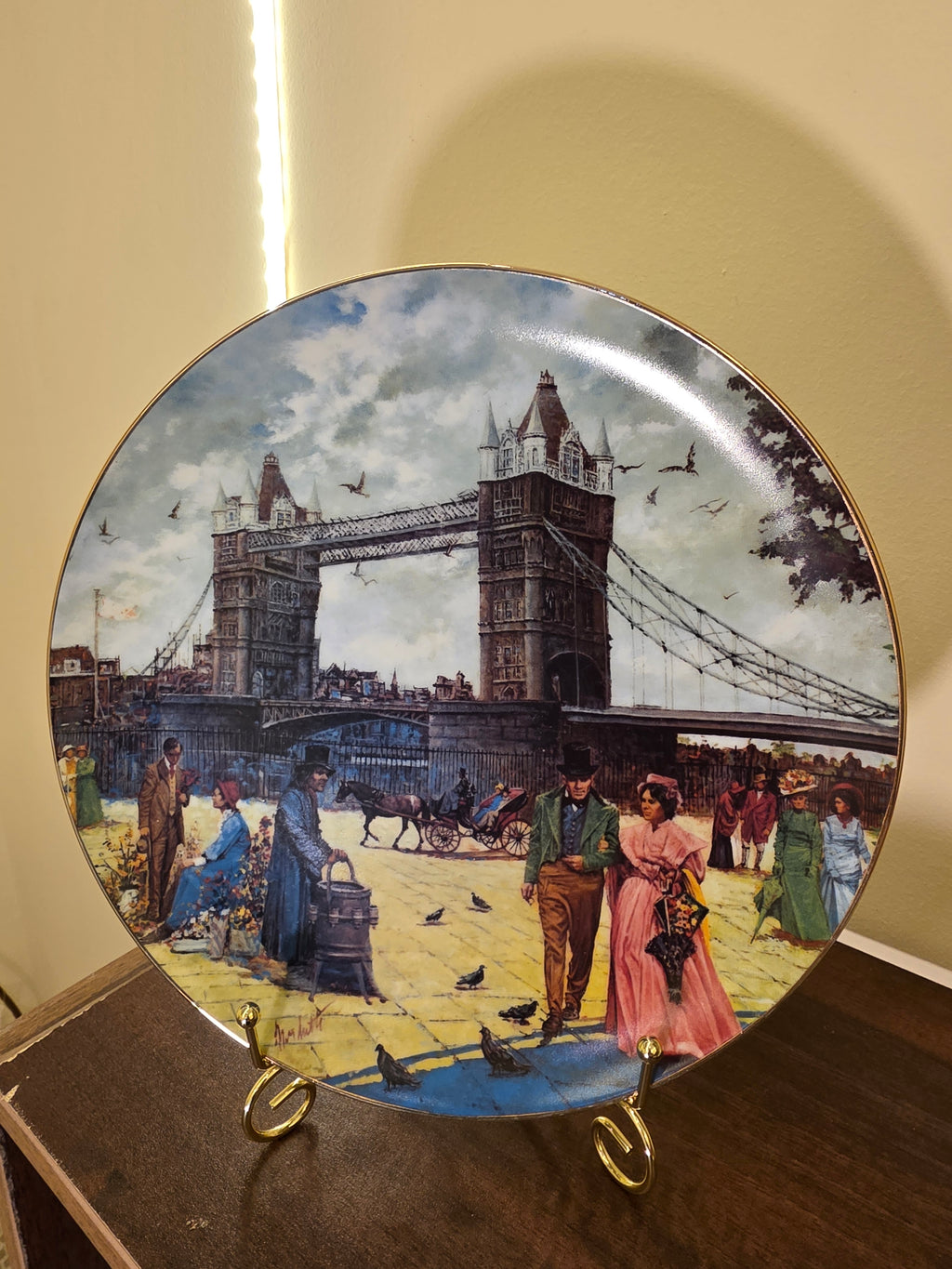 Vintage 1989 Artaffects "London" Collector Plate by Lou Marchetti – Limited Edition