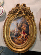 Rococo Elegance – Vintage Gold Oval Wall Art Set