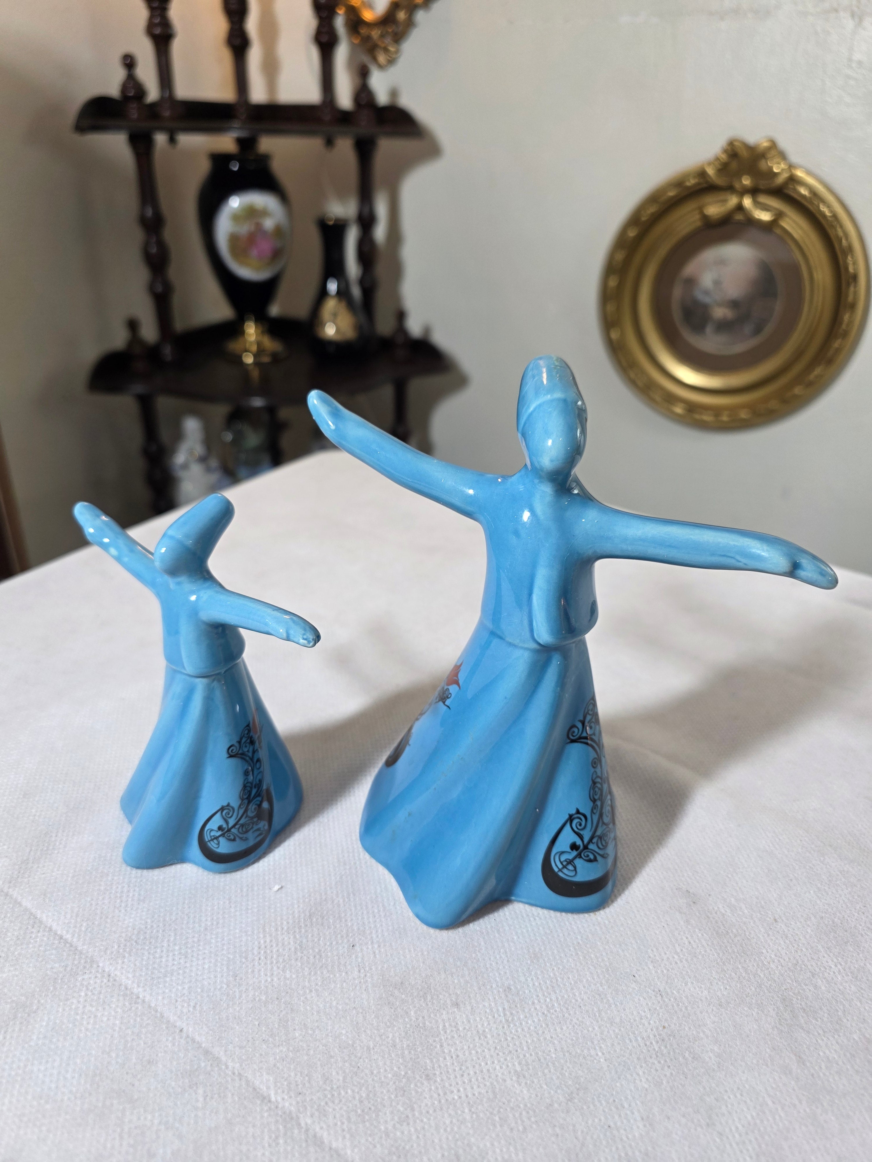 A set of 2 Ceramic dancers