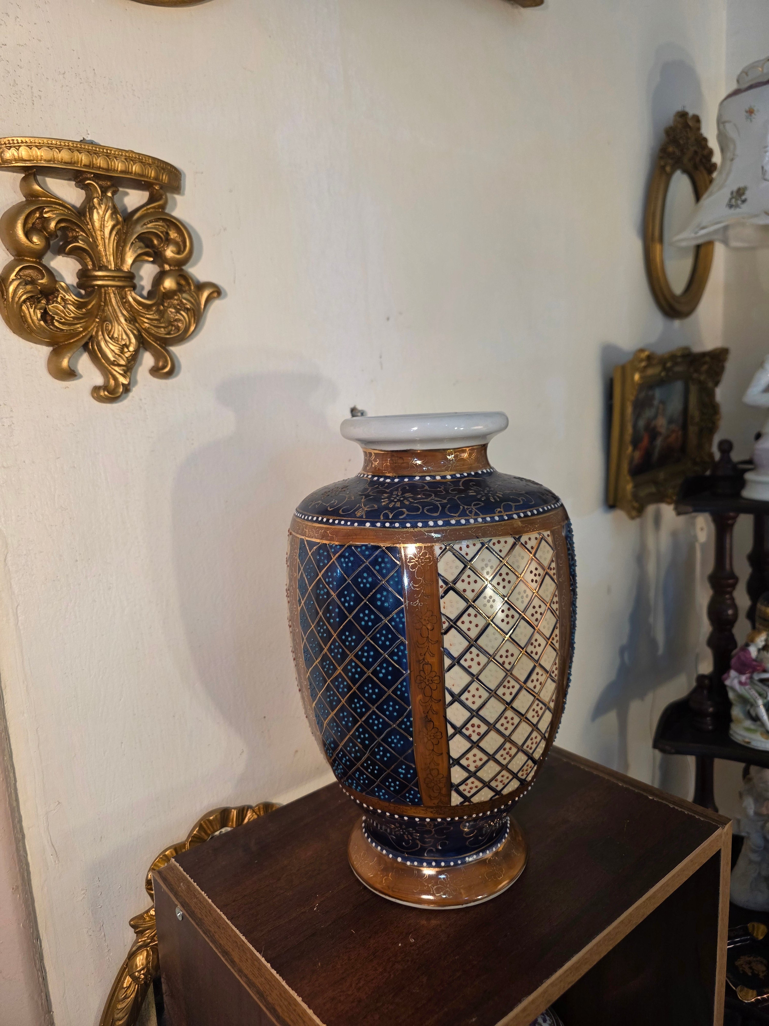 Japanese Satsuma-style vase (moriage technique)