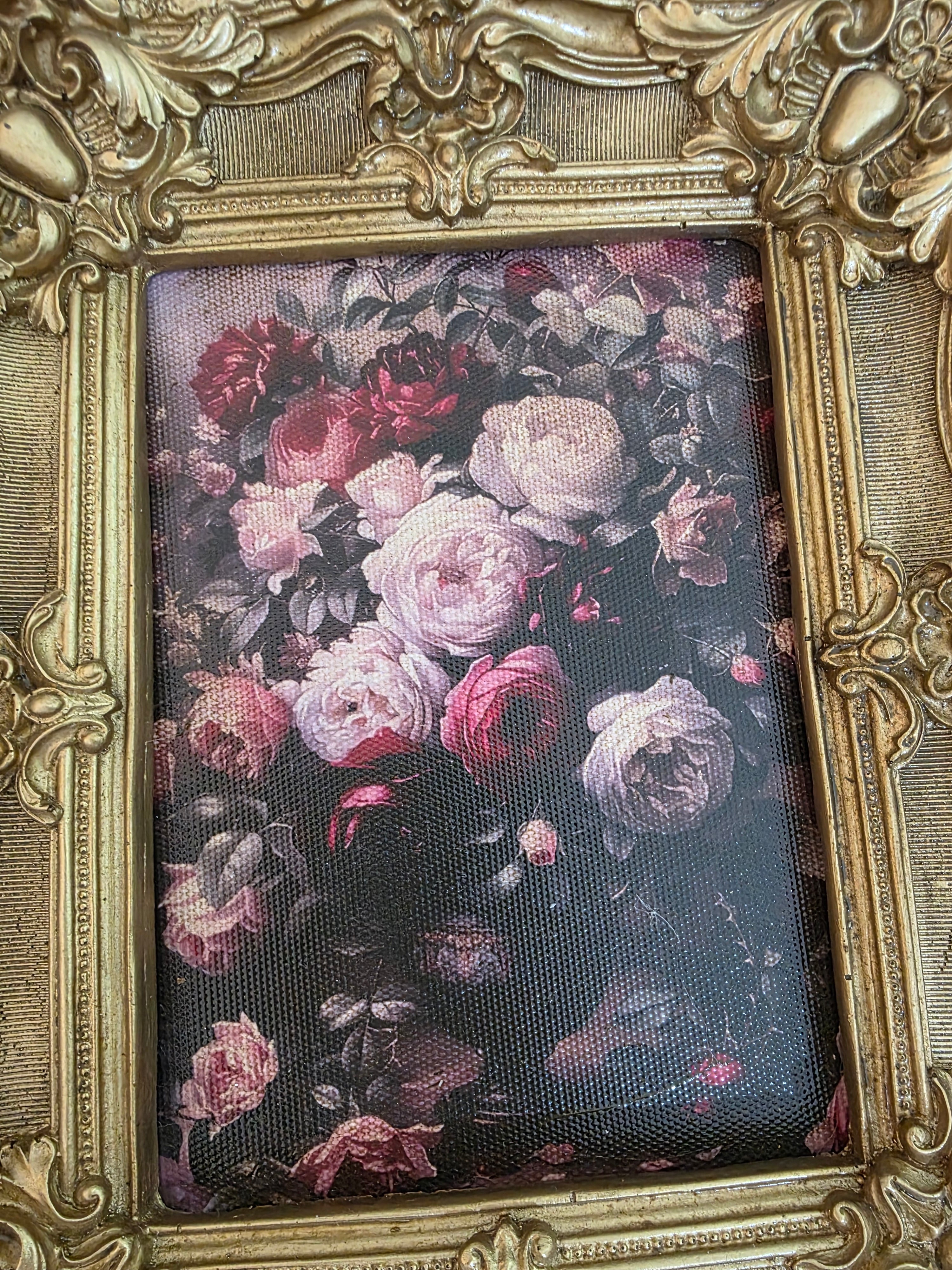 Vintage Floral Artwork Frame – Gold Baroque Elegance
