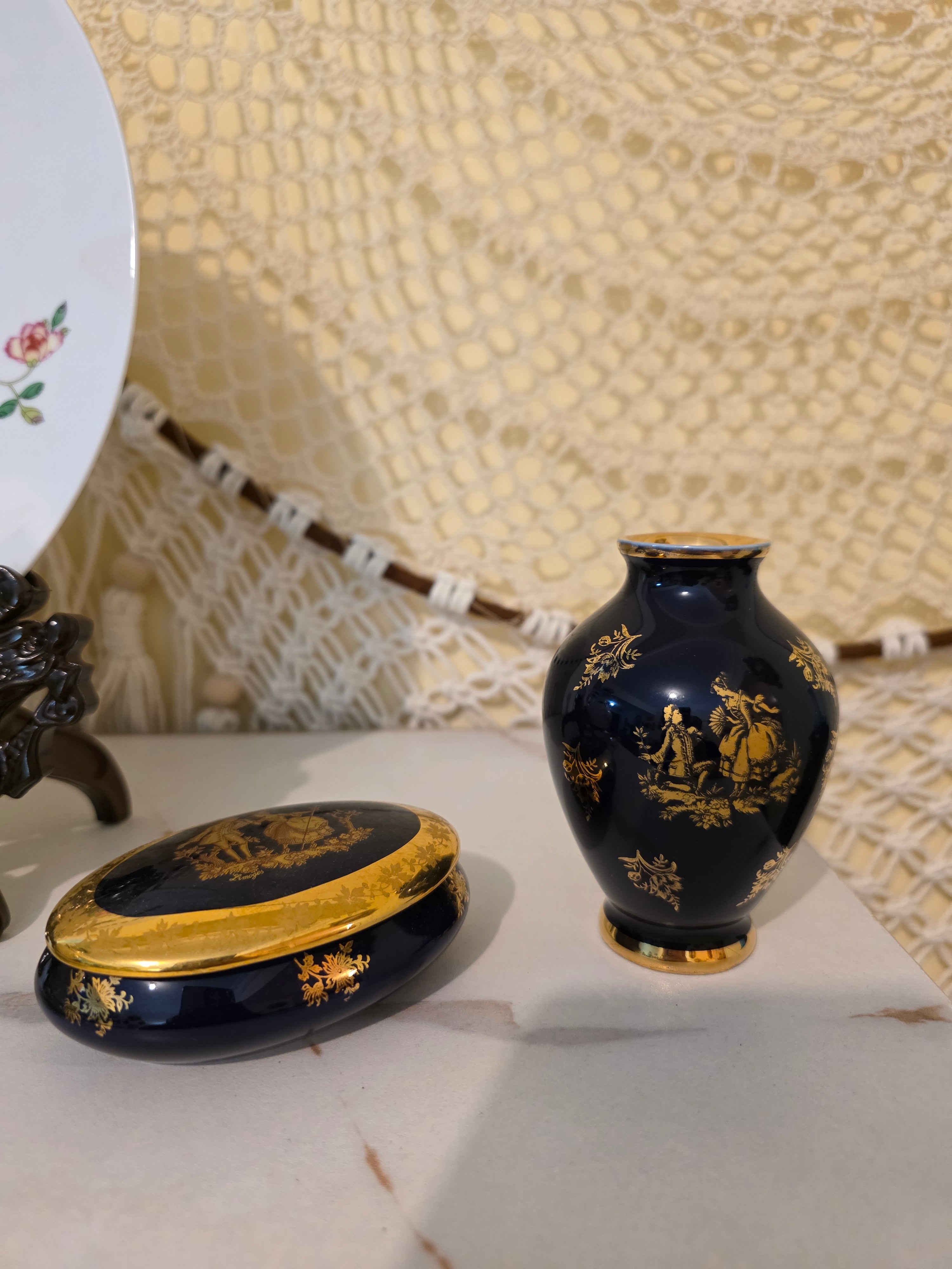 Vintage Limoges France Cobalt Blue & 22k Gold Courting Couple 2-Pc Set – Miniature Bud Vase & Trinket Box