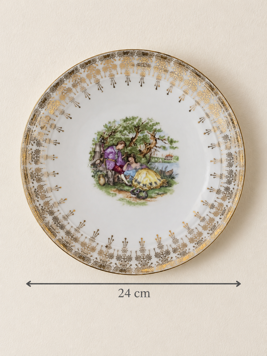 Vintage Bavarian Fine Porcelaine "Love Story" Cabinet Plate – Ornate Gold Filigree Border (Scene 2)