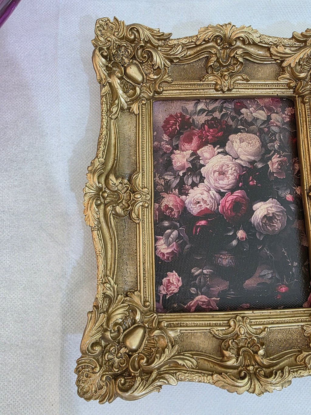 Vintage Floral Artwork Frame – Gold Baroque Elegance