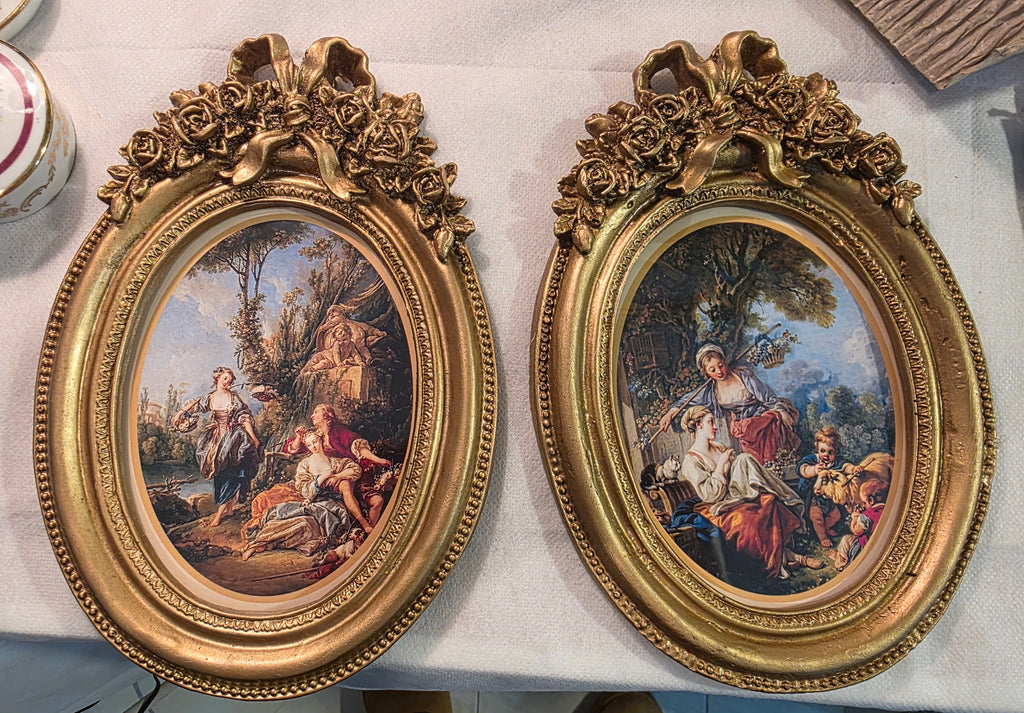 Rococo Elegance – Vintage Gold Oval Wall Art Set