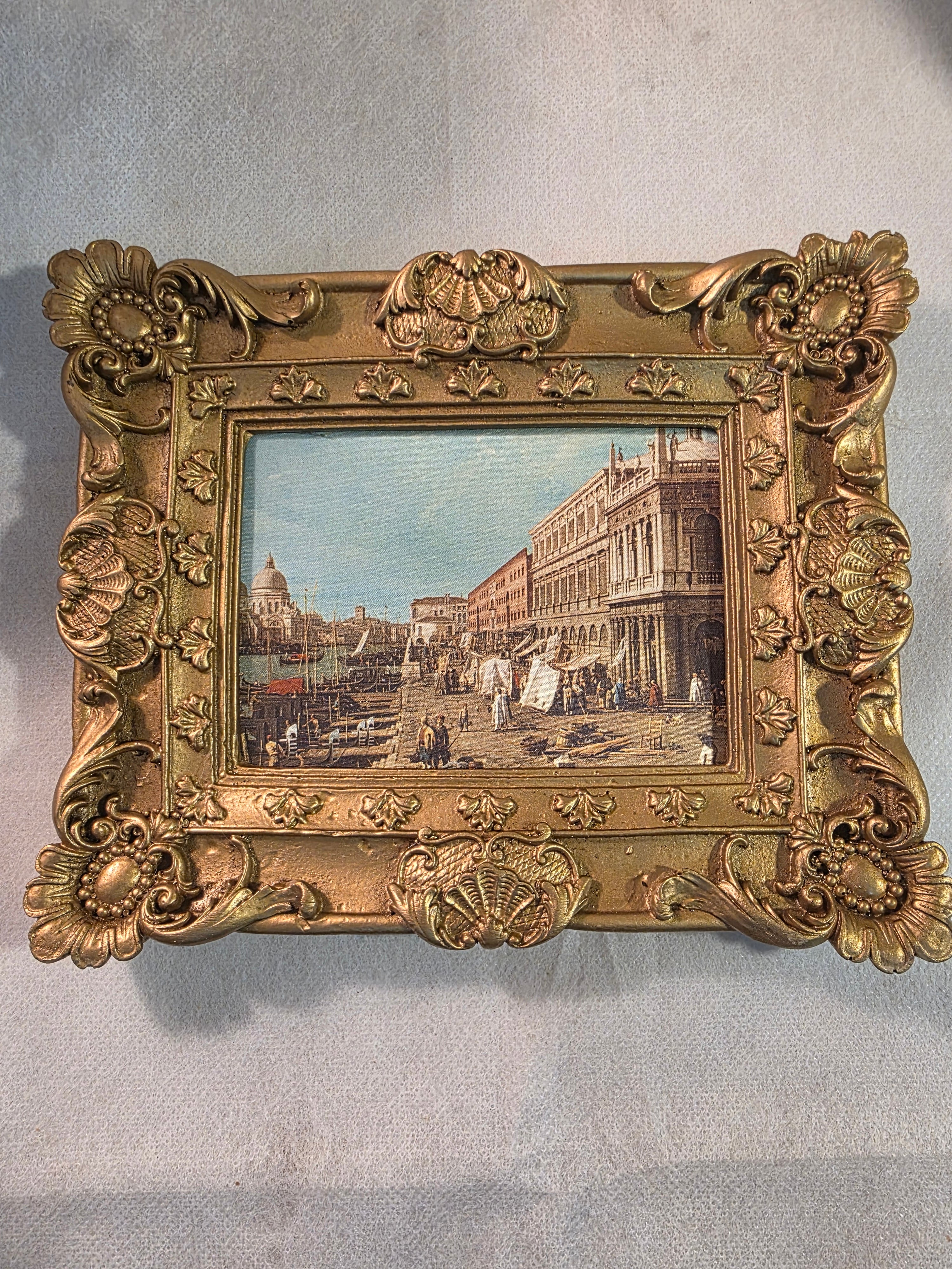 Golden Venetian Frame – Timeless Canal Scene