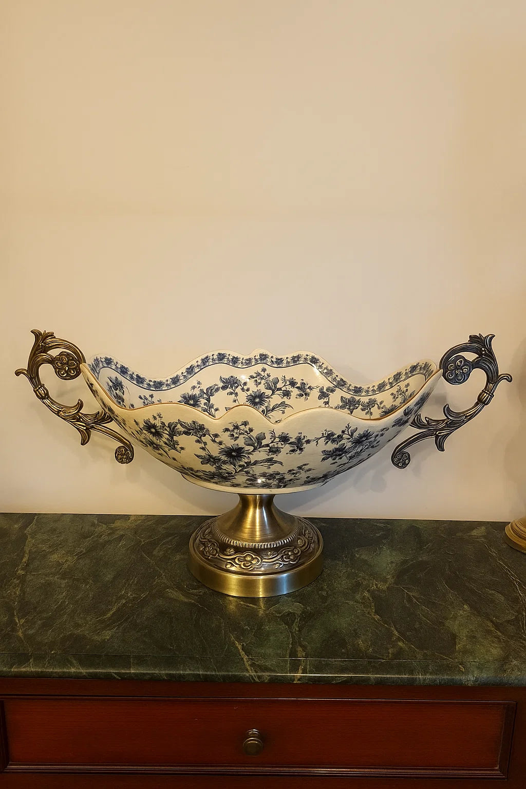 Bleu Blanc Grand Pedestal Bowl