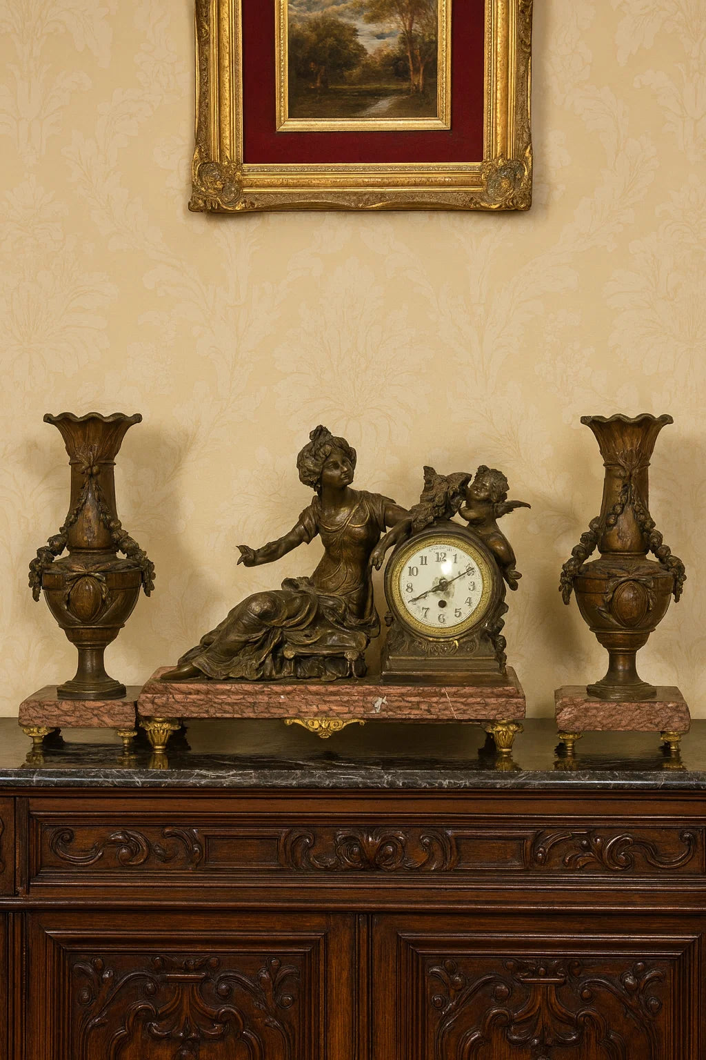 Semi-bronze decorative group