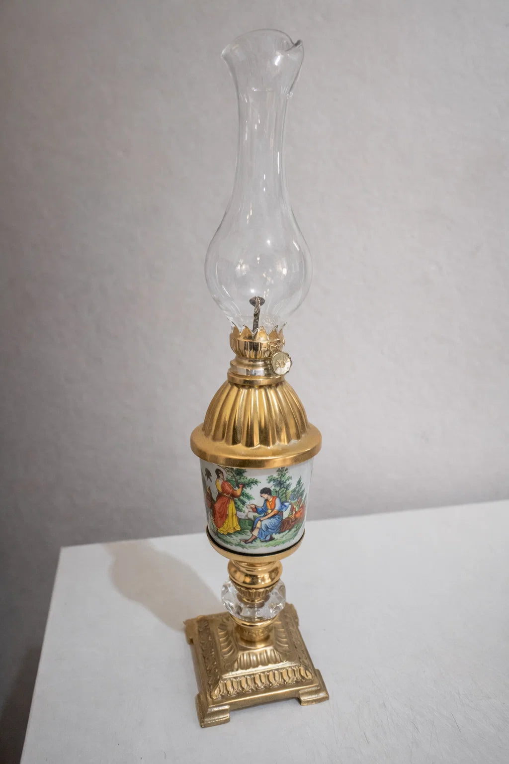 Antique style oil lamp with brass